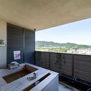 베스트 루이스 해밀턴 서부산점 ** 부산광역시