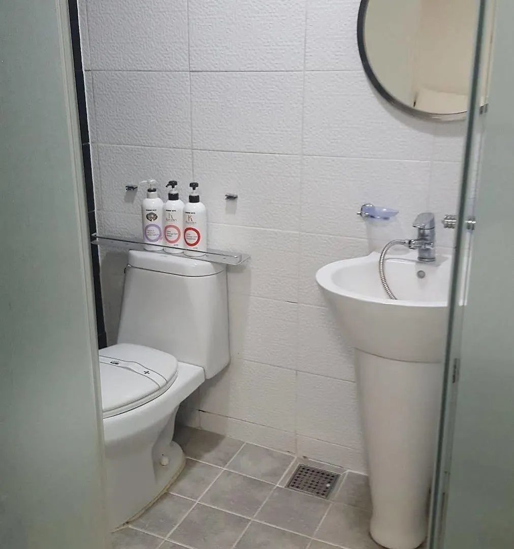 ** Motel Ekonomy Hotel Nampo Busan South Korea