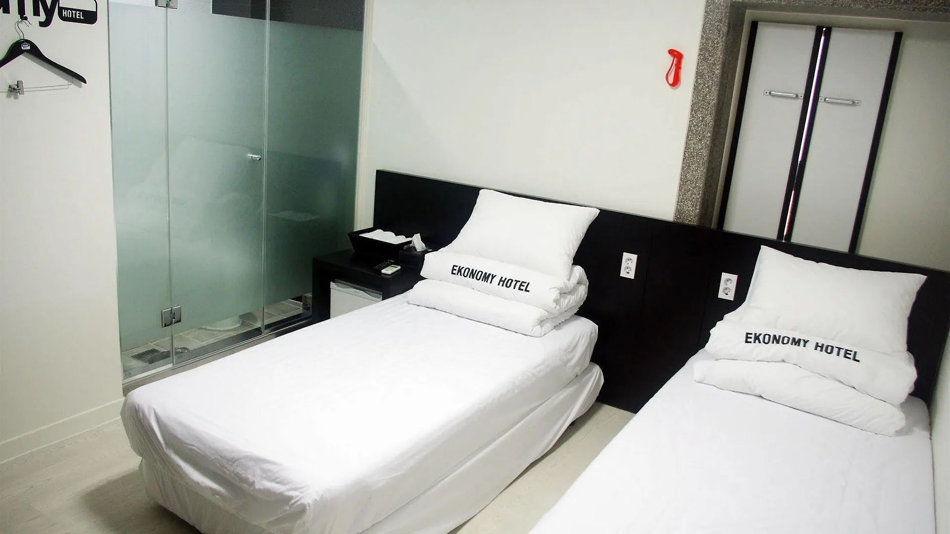 Ekonomy Hotel Nampo Busan Motel